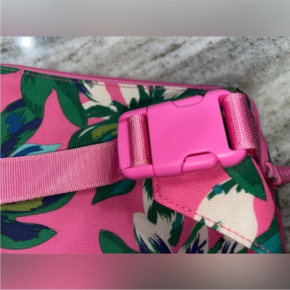 Vera Bradley pink, tropical Belt Bag EUC - Picture 4 of 9